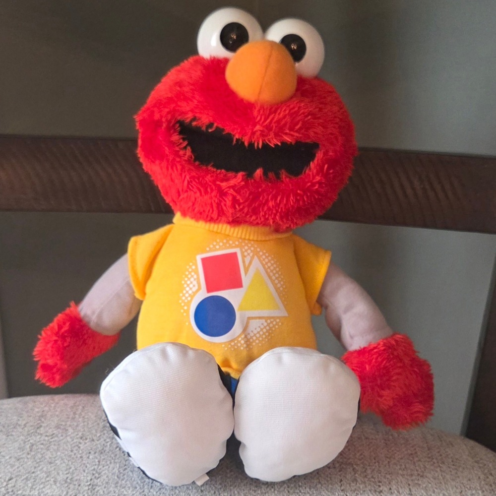 Hasbro Sesame Street Talking Elmo Plush Toy 2010 32453 Red Yellow Blue 12"